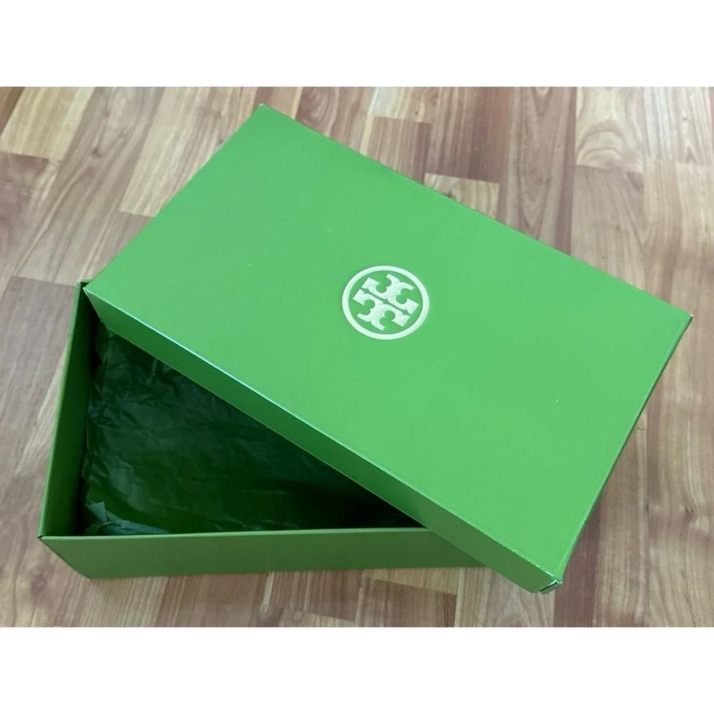 Tory‎ Burch empty shoe box